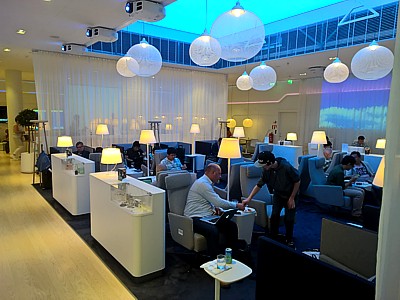 Helsinki Finnair Non-Schengen Premium Lounge image