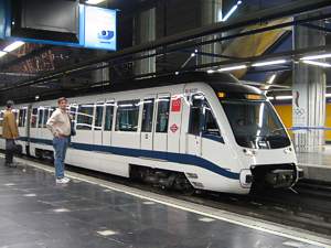 madrid airport to city center train