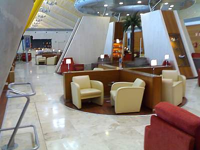 Iberia Dali - Schengen Lounge