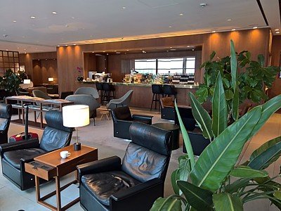 London Heathrow Cathay Pacific Business Class Lounge