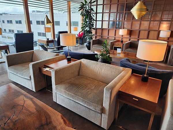 London Heathrow Cathay Pacific First Lounge image