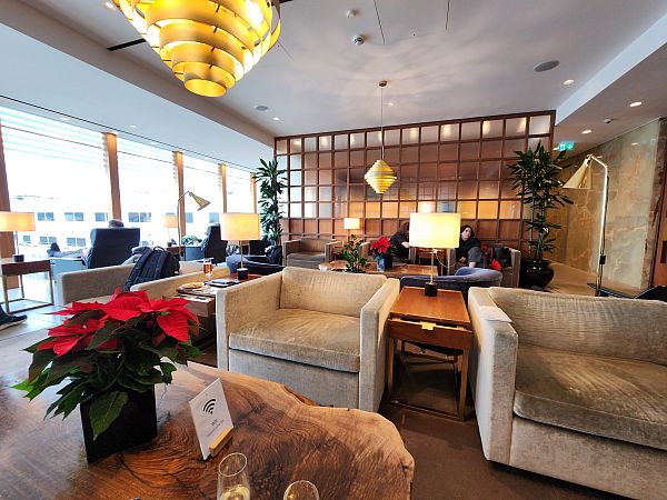 Cathay Pacific First Lounge image
