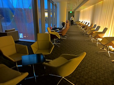 oneworld Business Class Lounge Los Angeles oneworld Business Lounge image