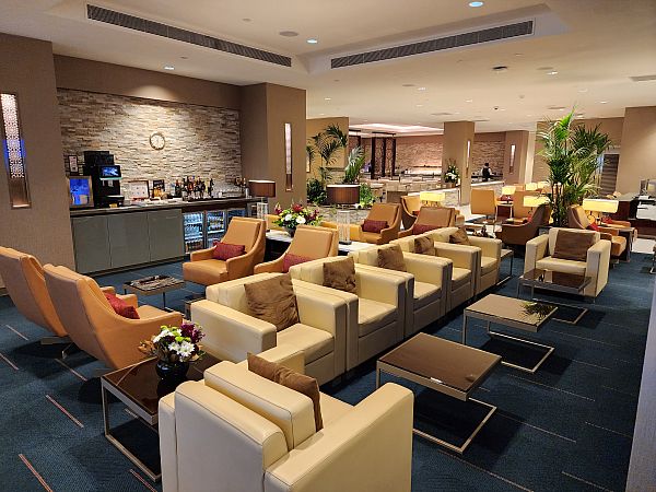Perth Emirates Lounge image