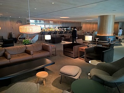 Cathay Pacific The Pier Business Lounge Hong Kong Cathay Pacific The Pier Business Class Lounge image