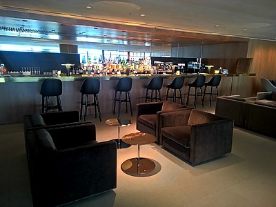 Cathay Pacific The Pier Business Lounge Hong Kong Cathay Pacific The Pier Business Class Lounge image
