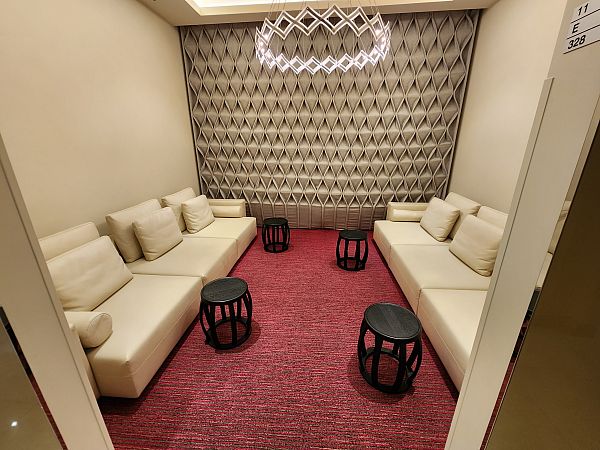 Paris CDG Qatar Airways Lounge image