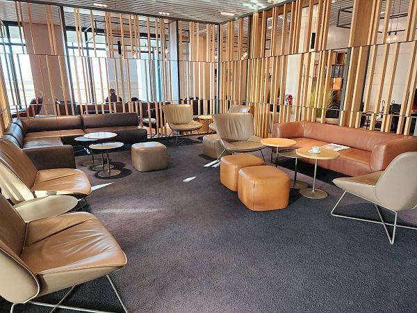 Lufthansa Business Lounge image