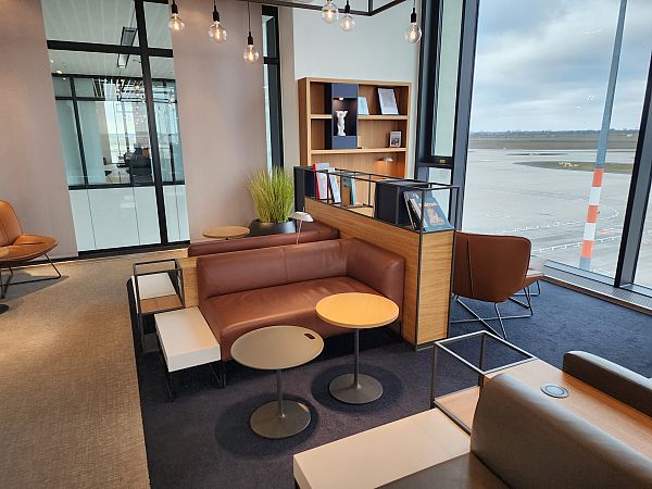 Berlin Brandenburg Lufthansa Senator Lounge image