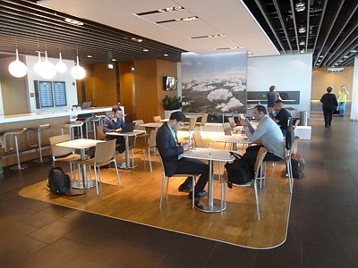 Lufthansa Business Class A26 Frankfurt Lufthansa Business Class Lounge image