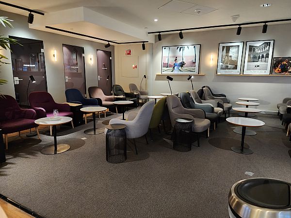 Oslo SAS Business Class Lounge image