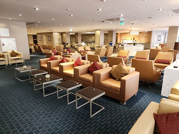 London Gatwick Emirates Lounge image