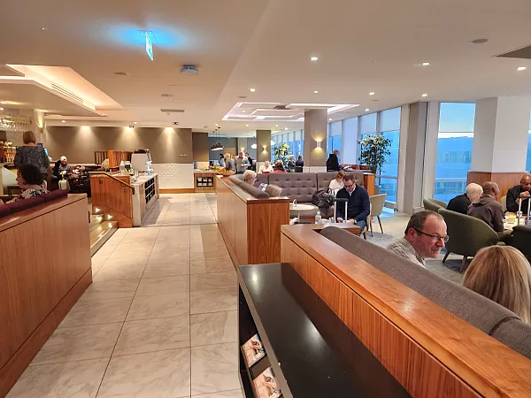 London Gatwick No1 Lounge North Lounge