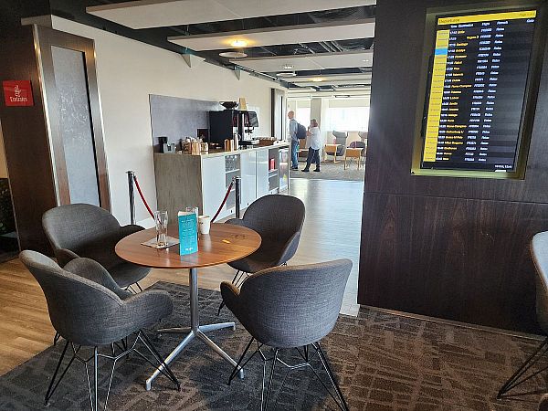 London Stansted Escape Lounge image