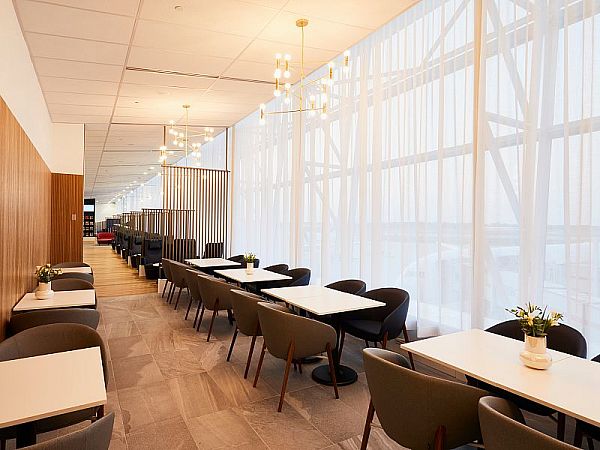 Montreal Air France Lounge