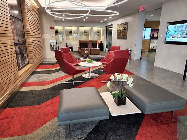 Boston  American Airlines Admirals Club Lounge