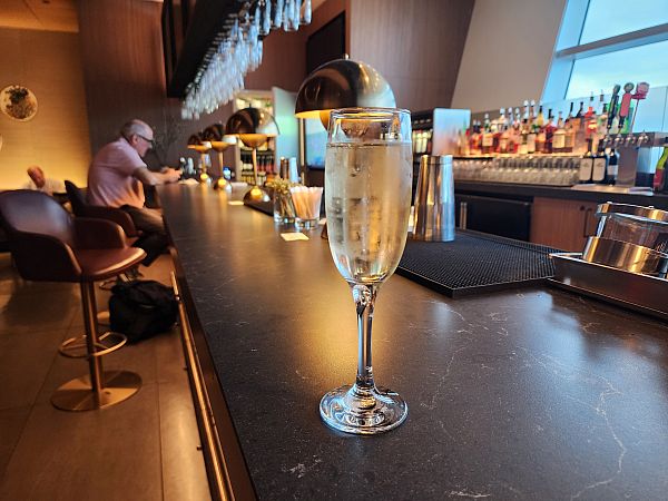 New York JFK American Airlines Soho Lounge