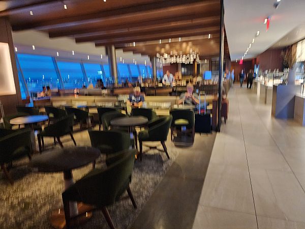 New York JFK American Airlines Soho Lounge