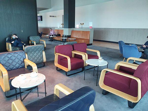 Melbourne Qantas Business Class Domestic Lounge