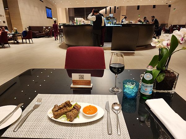 Doha Qatar Al Safwa First Lounge image