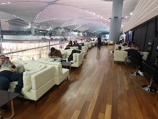 Istanbul Turkish Airlines Gold Lounge image