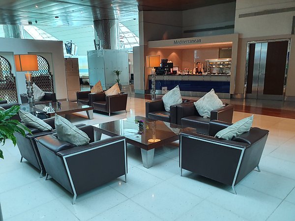 Dubai Emirates First Class Lounge B image